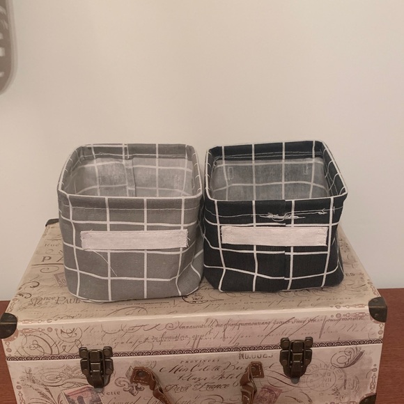 Other - Grid Pattern Storage Bins - Set of 2 💖